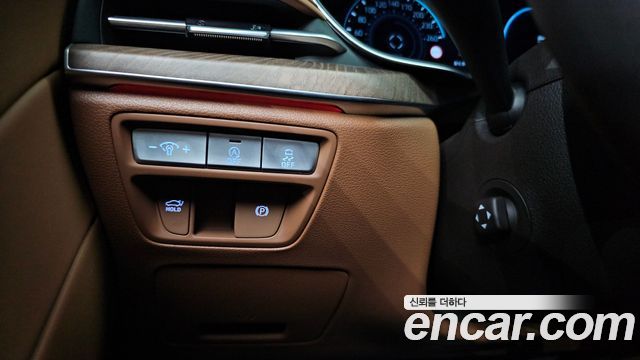 Genesis G80 2022 — photo 30