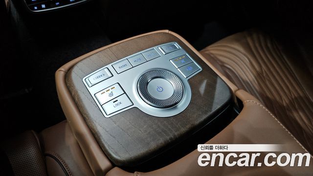 Genesis G80 2022 — photo 34