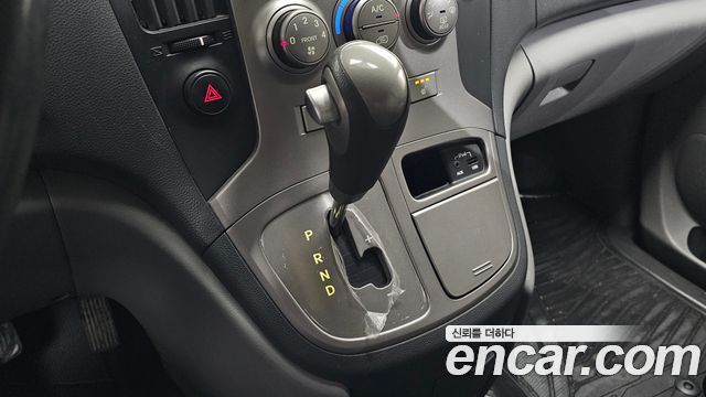 Hyundai Starex 2015 — photo 9