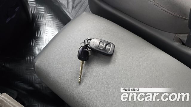 Hyundai Starex 2015 — photo 16
