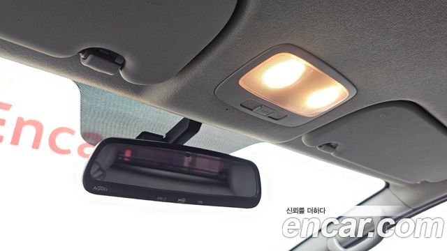 Hyundai Starex 2015 — photo 17