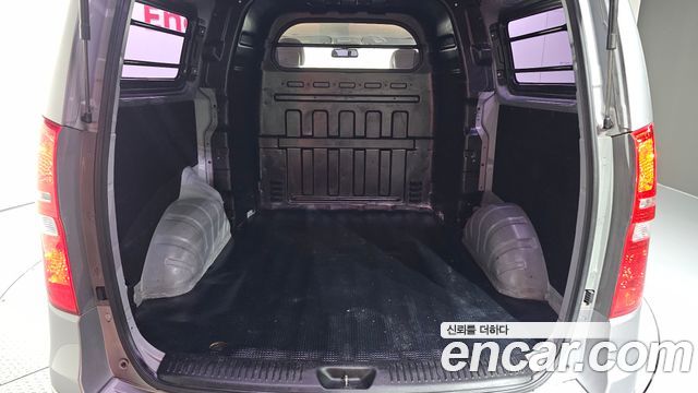 Hyundai Starex 2015 — photo 20