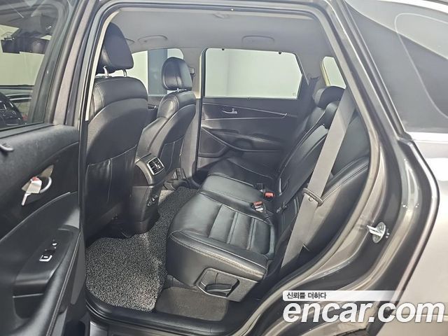 Kia Sorento 2015 — photo 12