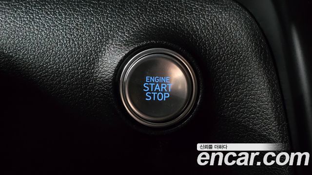 Hyundai Staria 2025 — photo 22