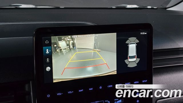 Hyundai Staria 2025 — photo 25