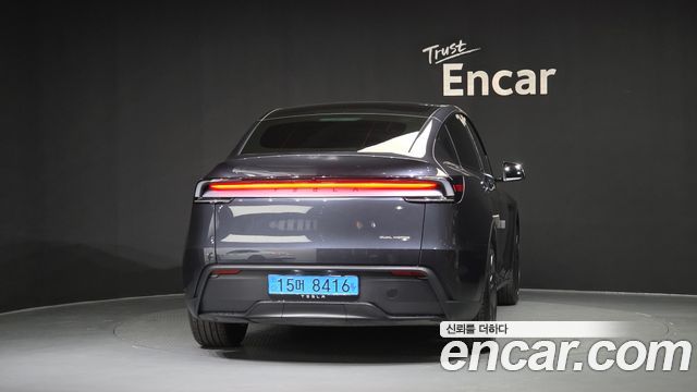 Tesla Model Y 2026 — photo 4