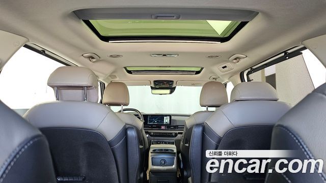 Kia Canival 2025 — photo 25