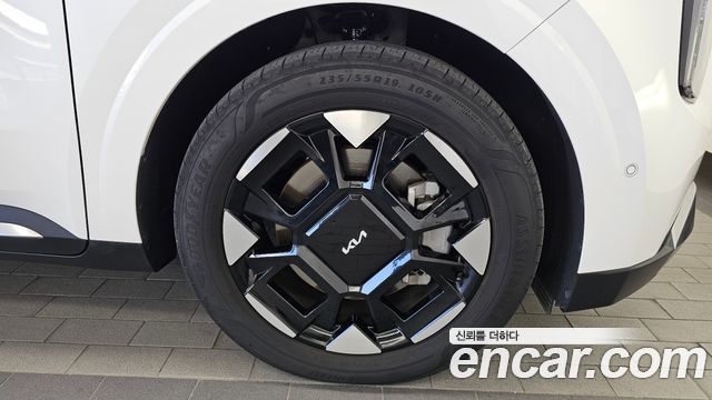 Kia Canival 2025 — photo 7