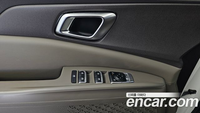 Kia Canival 2025 — photo 35