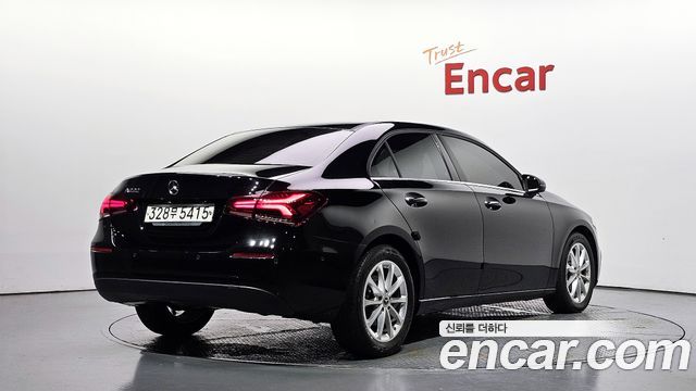 Mercedes-Benz A-Class 2020 — photo 2