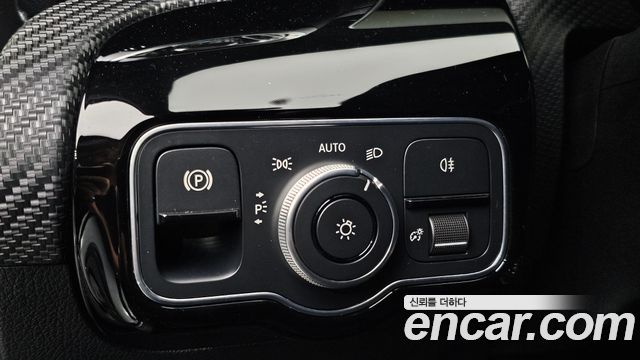 Mercedes-Benz A-Class 2020 — photo 27