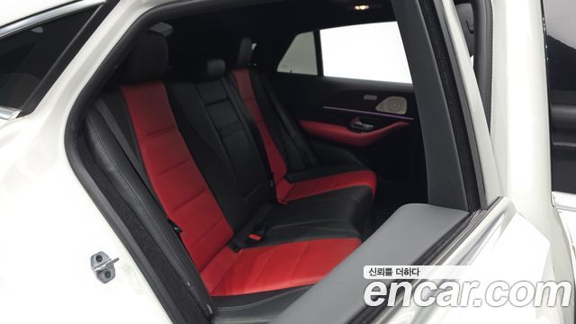 Mercedes-Benz GLE-Class 2023 — photo 11