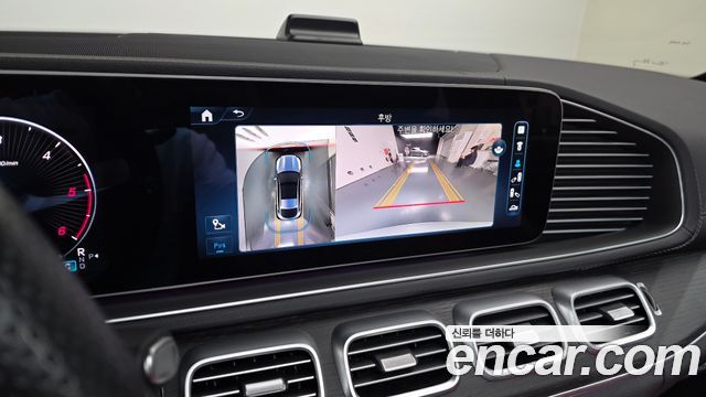 Mercedes-Benz GLE-Class 2023 — photo 14