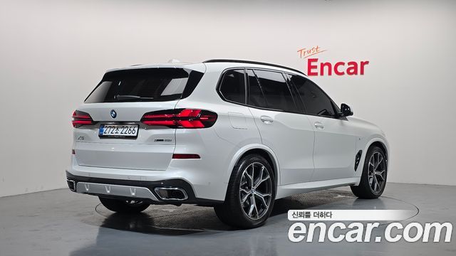 BMW X5 2025 — photo 2