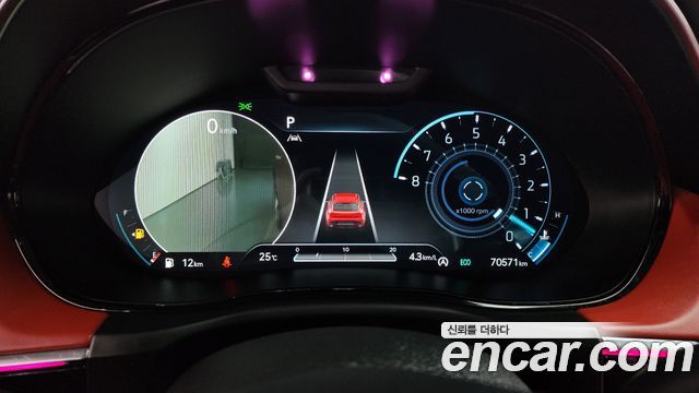 Genesis GV70 2021 — photo 8