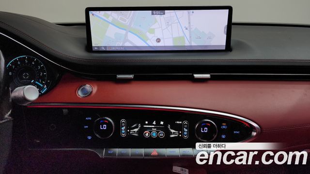 Genesis GV70 2021 — photo 13