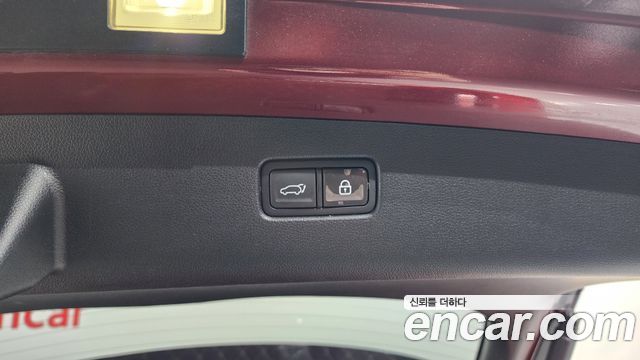 Genesis GV70 2021 — photo 17