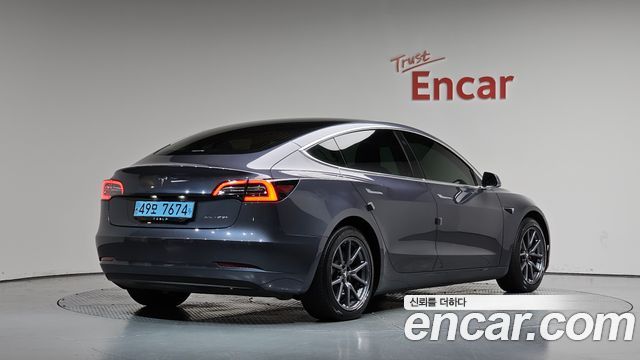 Tesla Model 3 2020 — photo 2