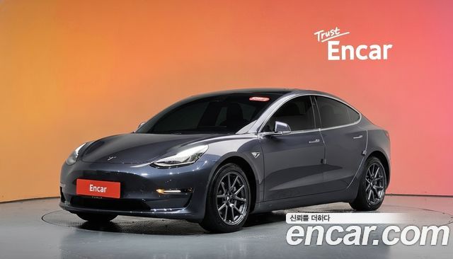 Tesla Model 3 2020 — photo 1