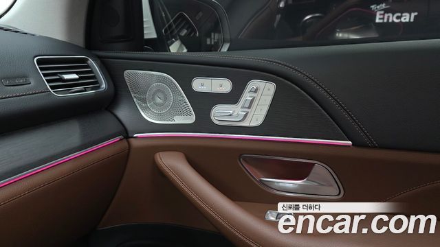 Mercedes-Benz GLE-Class 2025 — photo 37