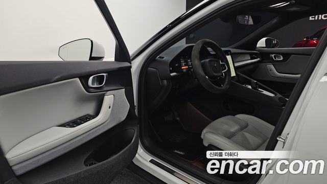 Polestar Polestar 2 2025 — photo 10