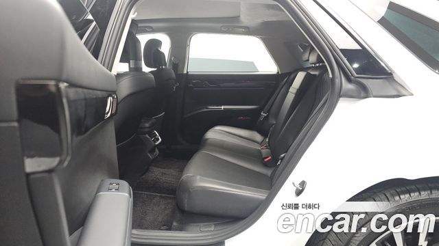 Hyundai Grandeur 2023 — photo 18