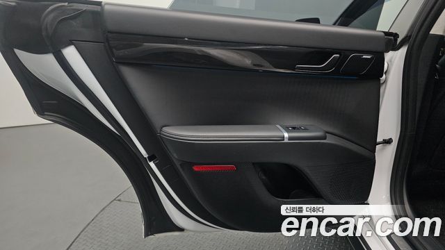 Hyundai Grandeur 2023 — photo 15