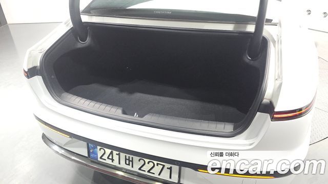 Hyundai Grandeur 2023 — photo 37