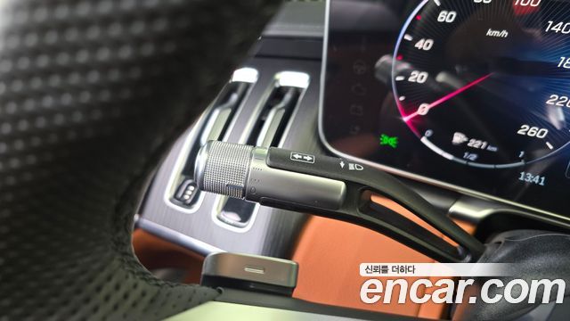 Mercedes-Benz S-Class 2026 — photo 28