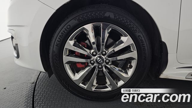 Kia Canival 2017 — photo 5