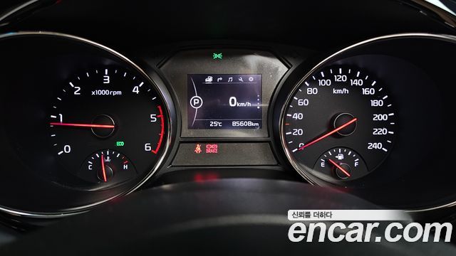 Kia Canival 2017 — photo 11