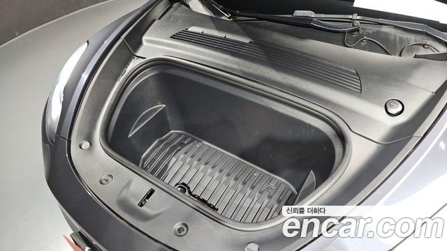Tesla Model Y 2021 — photo 6
