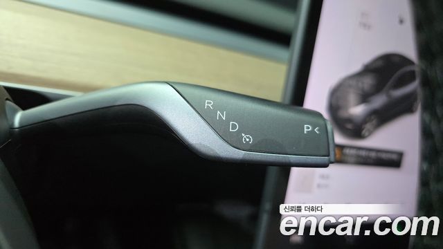 Tesla Model Y 2021 — photo 12