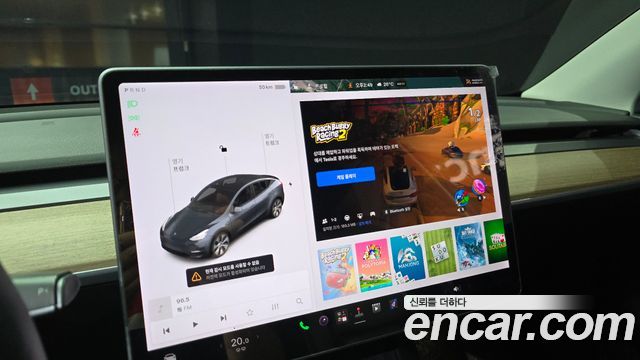 Tesla Model Y 2021 — photo 21