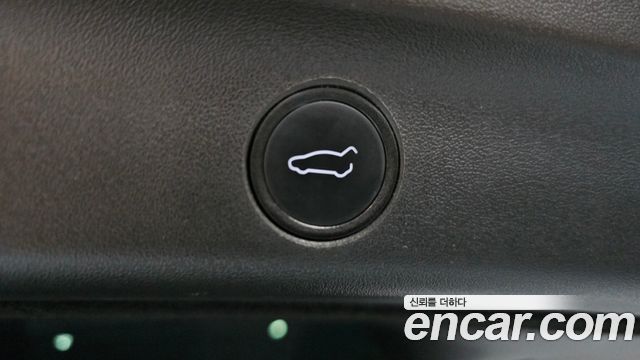 Tesla Model Y 2021 — photo 26