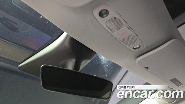 Tesla Model Y 2021 — photo 30