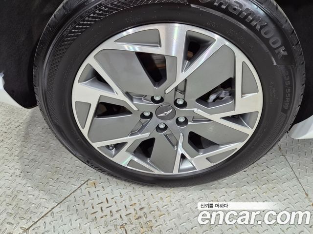 Genesis GV70 2022 — photo 9