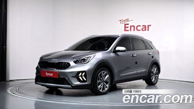 Kia Niro 2022 — photo 1