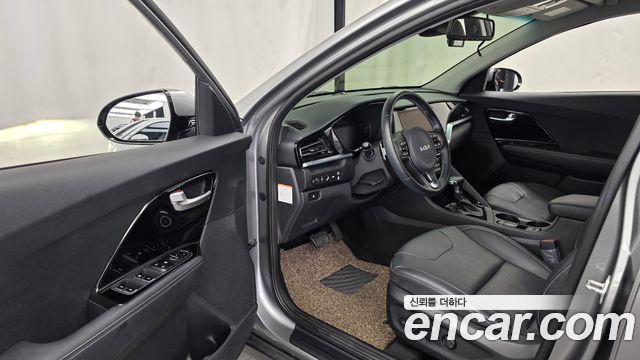 Kia Niro 2022 — photo 10