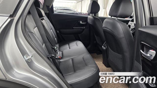 Kia Niro 2022 — photo 12