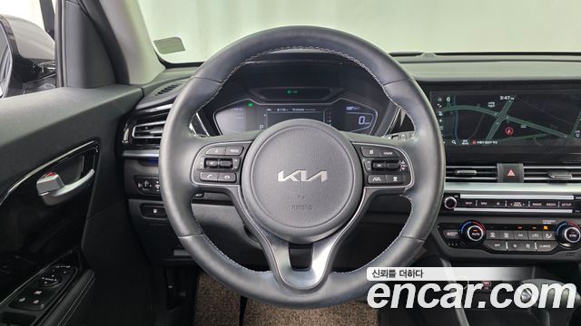 Kia Niro 2022 — photo 13