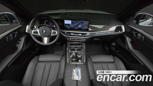 BMW X7 2026 — photo 10