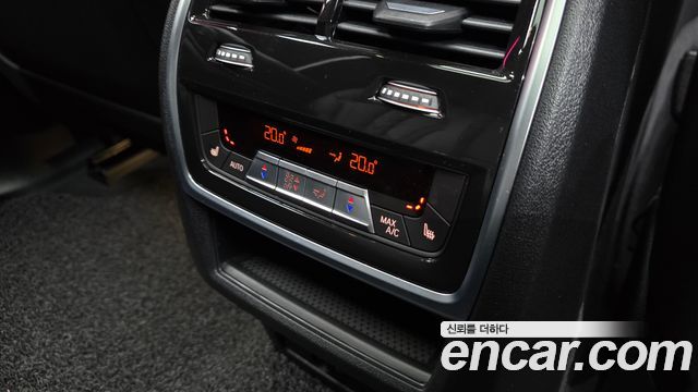 BMW X7 2026 — photo 24