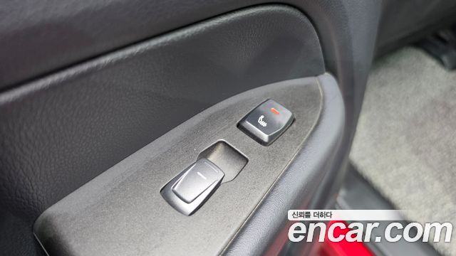 KG Mobility Rexton 2019 — photo 28