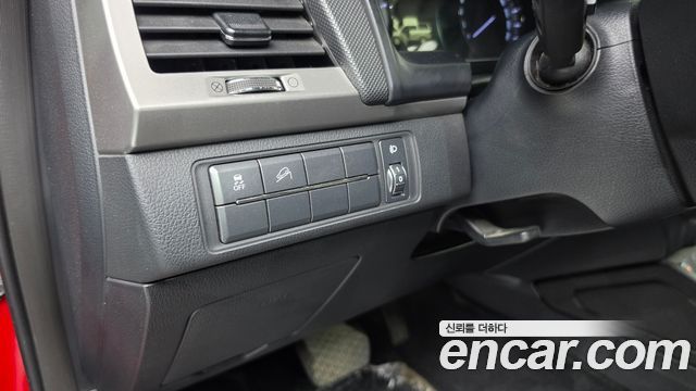 KG Mobility Rexton 2019 — photo 29