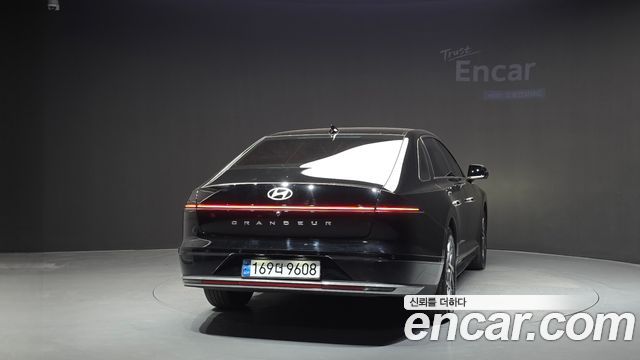 Hyundai Grandeur 2023 — photo 4