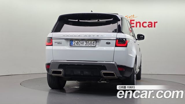 Land Rover Range Rover Sport 2018 — photo 4