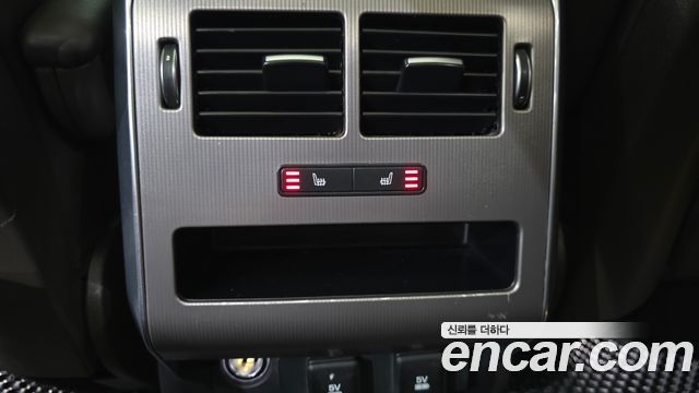 Land Rover Range Rover Sport 2018 — photo 22