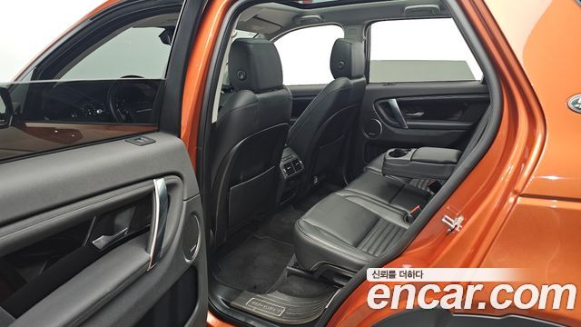 Land Rover Discovery Sport 2020 — photo 18