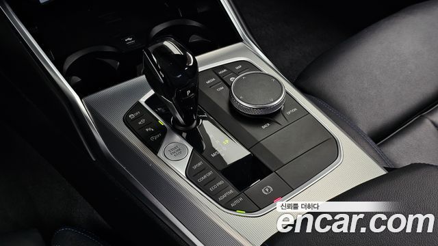 BMW 3-Series 2021 — photo 12